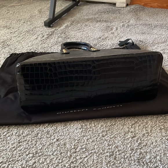 Crocodile leather Handbag - Picture 4 of 9